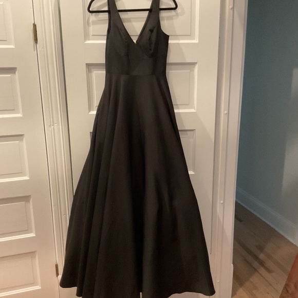 Mac Duggal Ieena Dress Size 2 - Picture 1 of 6